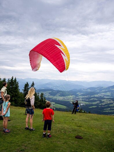 Paragleiten am Schöckl | © Region Graz - Tom Lamm
