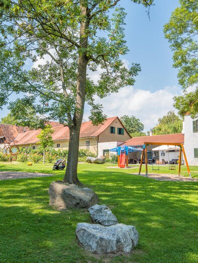 Parkcafé Pöllau_Outside_Eastern Styria | © Helmut Schweighofer