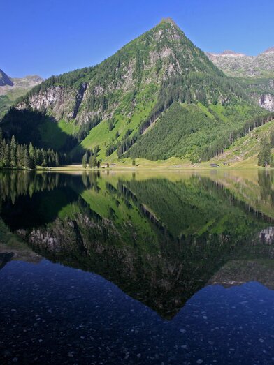 Schwarzensee | Spiegelung | © Naturpark Sölktäler