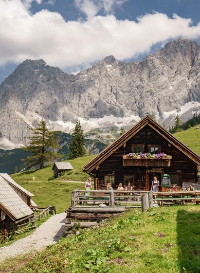 Pernerhütte  | © Theresa Perner 