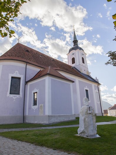 Parish church Stubenberg_exterior view_Eastern Styria | © Tourismusverband Oststeiermark
