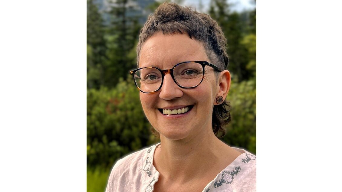 Melanie Hörtenhuber ist eine in Bad Aussee ansässige, moderne Physiotherapeutin mit schamanischer Begleitung zu einem ganzheitlichen Behandlungskonzept.

 
 | © Melanie Hörtenhuber