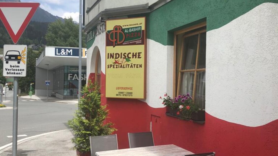 Außenbereich | © Pizzeria-Restaurant AL Bashir KG