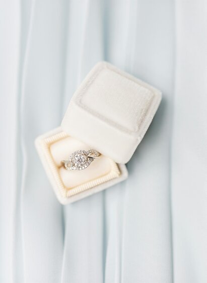 Schmuck | bridget-flohe unsplash | © bridget-flohe unsplash