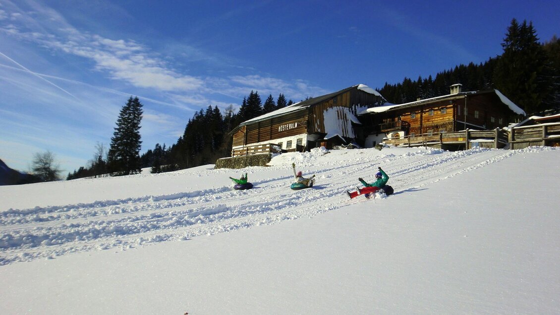 Snowtubing Bahnen | © Walcher, Stoanerhof