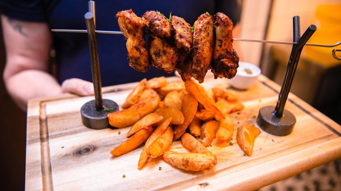 ROX Bar & Grill - Chicken wings | © ROX - Kyrillos Mikhail