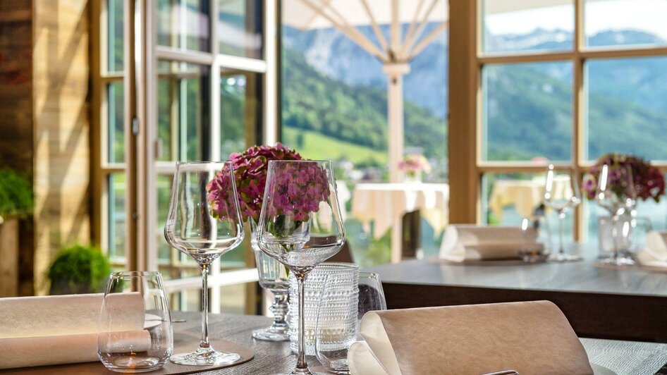 Restaurant Wassermann, Grundlsee, gedeckter Tisch | © Mondi Resort