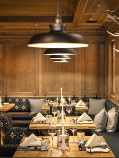You can see the interior view of the restaurant in the Almwellness Hotel Pierer. | © Almwellness Hotel Pierer