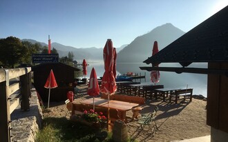 Seelaube, Grundlsee, view over the lake | © Cafe Hansl