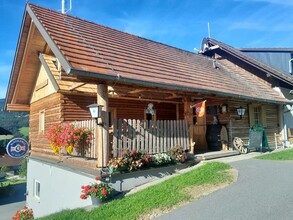 Sonnleit hut_exterior view_Eastern Styria | © Johann Hipfl