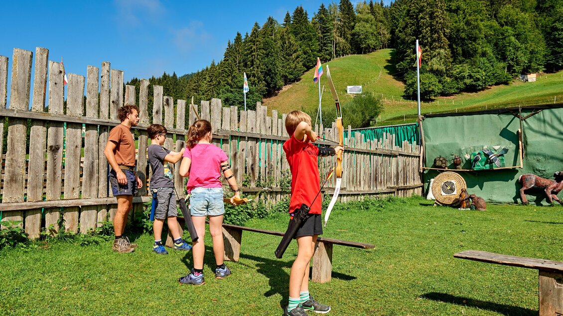 Bogenschießen am Abenteuerhof | © Abenteuerhof Schiefer