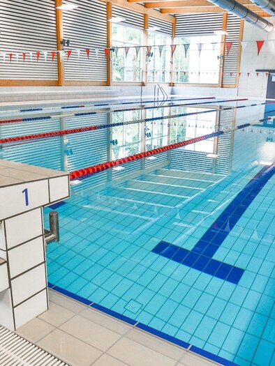 Sport Union Hallenbad mit Startsockel | © Harald Tauderer