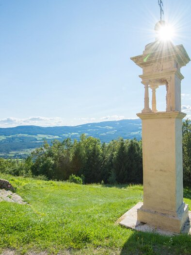 Pöllauberg_Stone Wayside Shrine_Eastern Styria | © Helmut Schweighofer