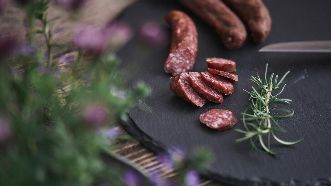 Fleisch- & Wurstwaren I Steinhauserhof | © Nationalpark Gesäuse