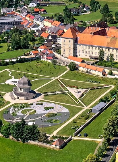 Luftaufnahme Stiftsgarten | Tom Lamm | © Holzwelt Murau