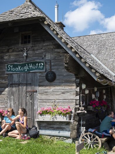 Stoakoglhütte_Haus_Oststeiermark | Bernhard Bergmann | © Tourismusverband Oststeiermark