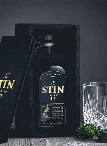 STIN_Bottle_Eastern Styria | Friesenbichler Nicole Tourismusverband Hartbergerland | © Michael Schabler