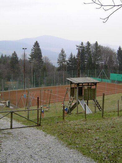 Tennis court_Facility_Eastern Styria | © Gasthof Pöttler