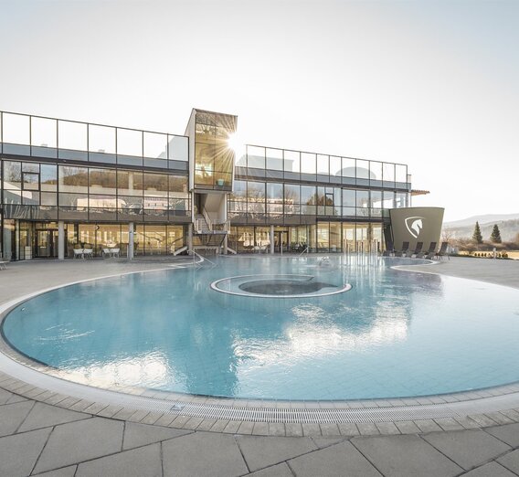 Therme NOVA Köflach – Panorama Pool | © Hotel & Therme NOVA | Die Abbilderei | © Hotel & Therme NOVA