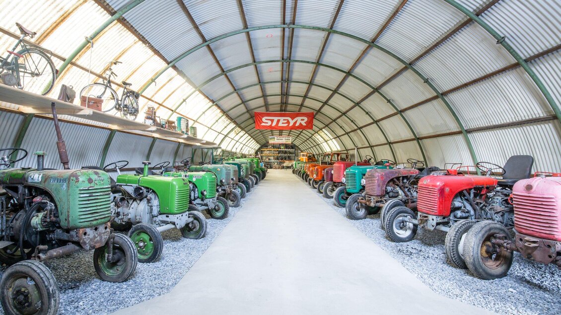 Oldtimer Traktor Museum Halle | © Steir. Rucksackdörfer-Schmid Philipp_Birgit Maier