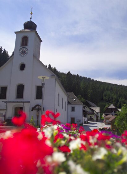 Church Heilbrunn_exterior view_Eastern Styria | Bernhard Bergmann | © Tourismusverband Oststeiermark