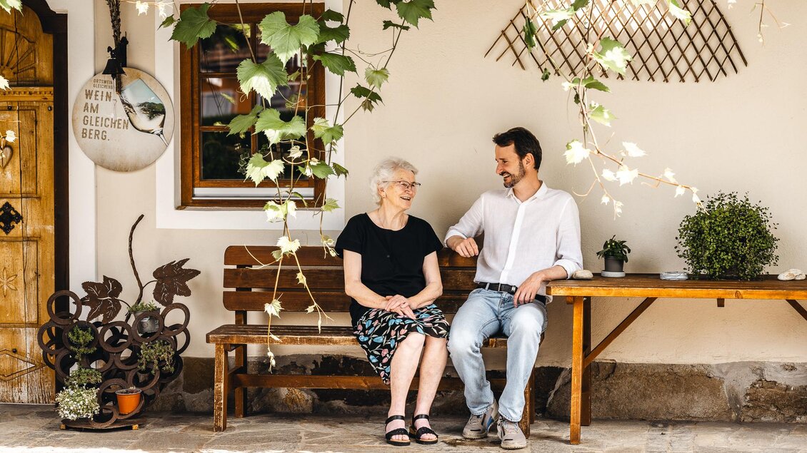 Reinhard und Mutter Maria Wurzinger | © Weinbau Wurzinger