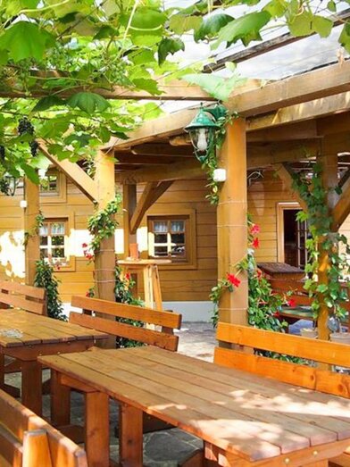 Terrasse | © Marion & Peter Labanz | Buschenschank Labanz | Marion & Peter Labanz | © Marion & Peter Labanz | Buschenschank Labanz