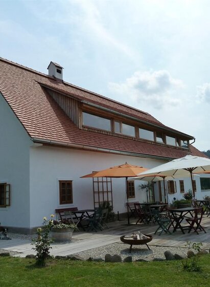 Terrasse Buschenschank | Weingut oberGuess | © Weingut oberGuess