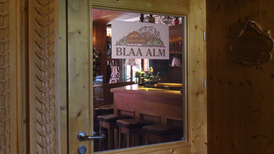Blaa Alm, Altaussee, Tür zum Essbereich | © Viola Lechner