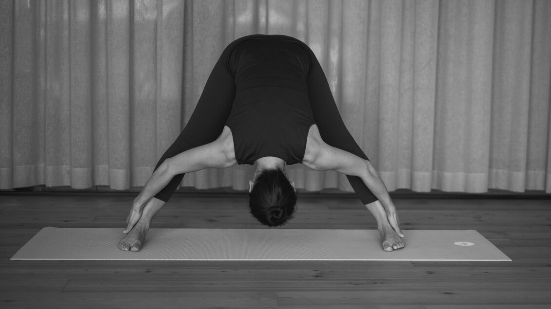 YOGA Frau:Sein mit Hannah Pilz | © BildWerk Fotografie, Stephanie Kirchgasser