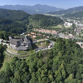 Luftbild Burg Oberkapfenberg | © Stadtgemeinde Kapfenberg