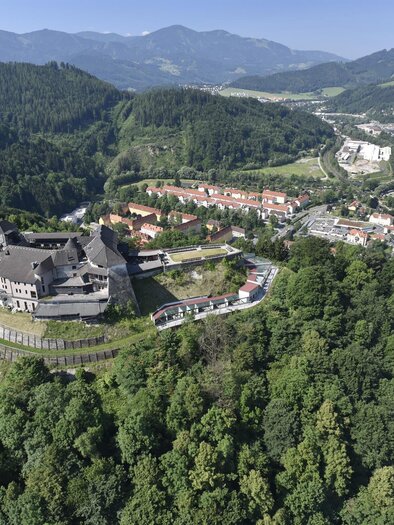 Luftbild Burg Oberkapfenberg | © Stadtgemeinde Kapfenberg
