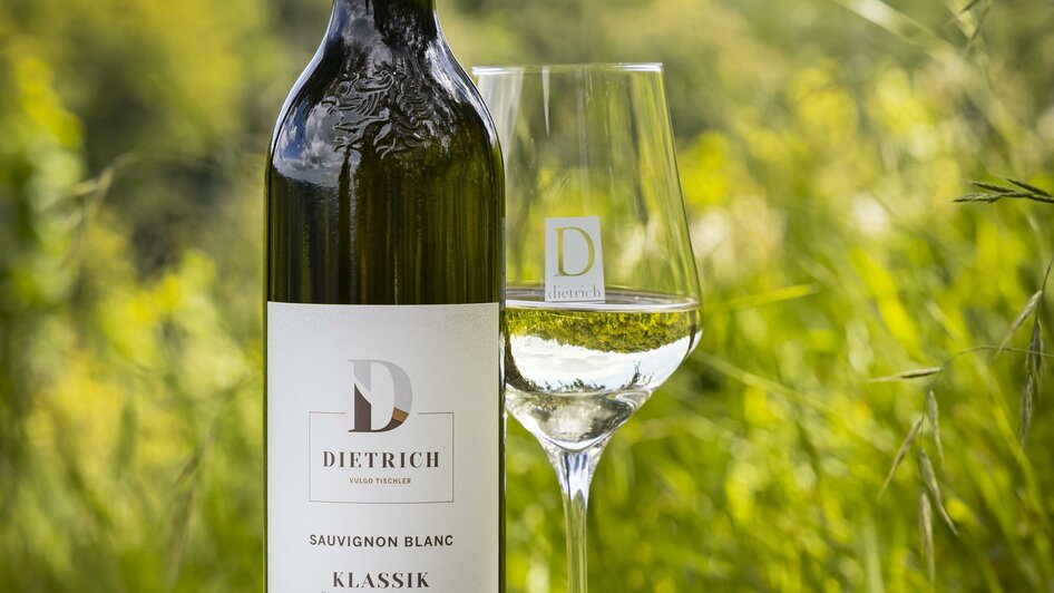 Wein vom Weingut Dietrich | © Weingut Dietrich