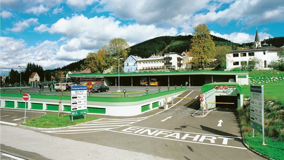 Parkgarage mit Parkdeckstüberl am Oberdeck | © Stadtbetriebe Mariazell