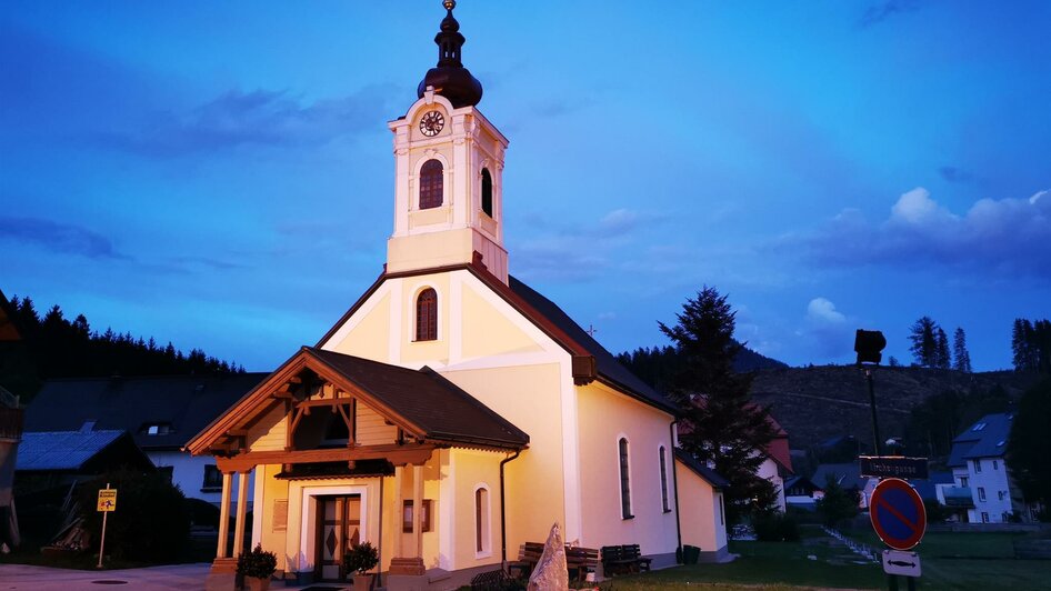 Evangelische Kirche bei Nacht | © TV Hochsteiermark / Brigitte Digruber