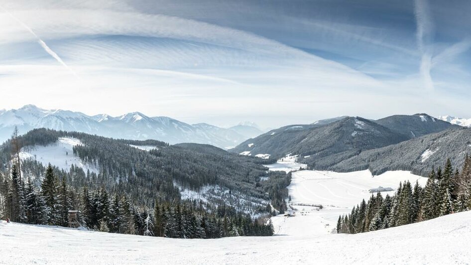 Blick von der Bergstation Brunntallift ins Tal | © Stefan Leitner