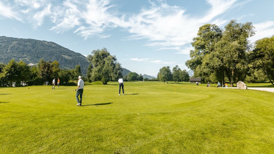 Golfspielen in Weißenbach bei Liezen | © Thomas Sattler