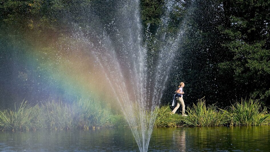 Wasserfontäne mit Regenbogen | © Golfclub Schloss Frauenthal