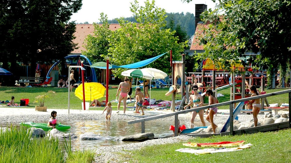 Kinderspielplatz Naturbadeteich Kipferlbad | © Naturbadeteich Kipferlbad