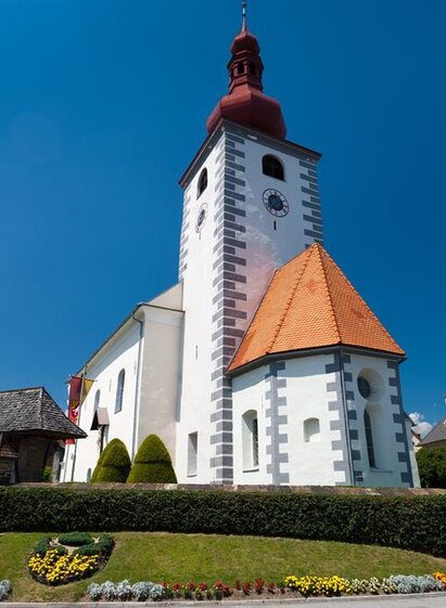 Pfarrkirche_Edelschrott_außen | © Harry Schiffer