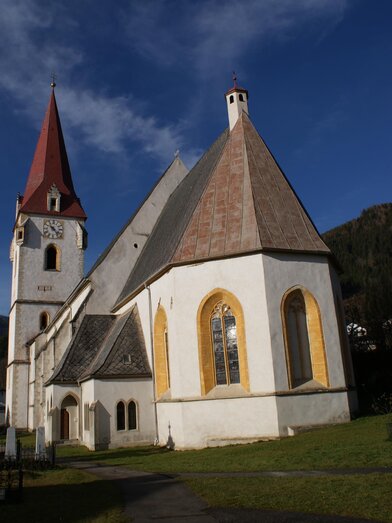 Pfarrkirche St. Peter Aussenaufnahme