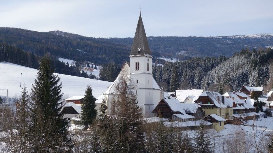 Pfarrkirche Hirschegg_Winter Dorf | © Gemeinde Hirschegg-Pack