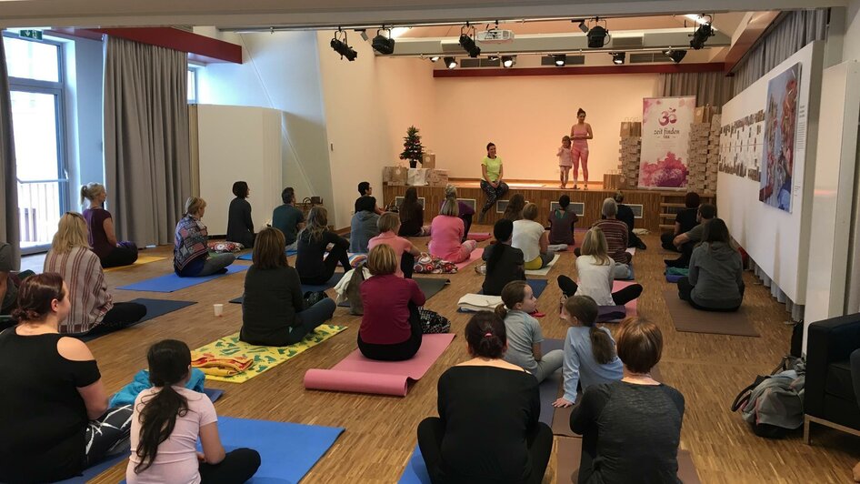 Yoga Charity_ Zeitfinden_09.12.2018 | © Stieglerhaus, Katharina Zotter