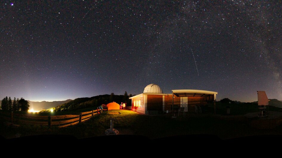 Sternwarte bei Nacht | © Astroteam Mariazellerland