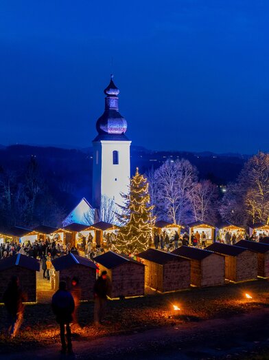 Barthlmäer Advent in der Abenddämmerung | © Region Graz-Harry Schiffer | Harry Schiffer Photodesign | © Region Graz-Harry Schiffer