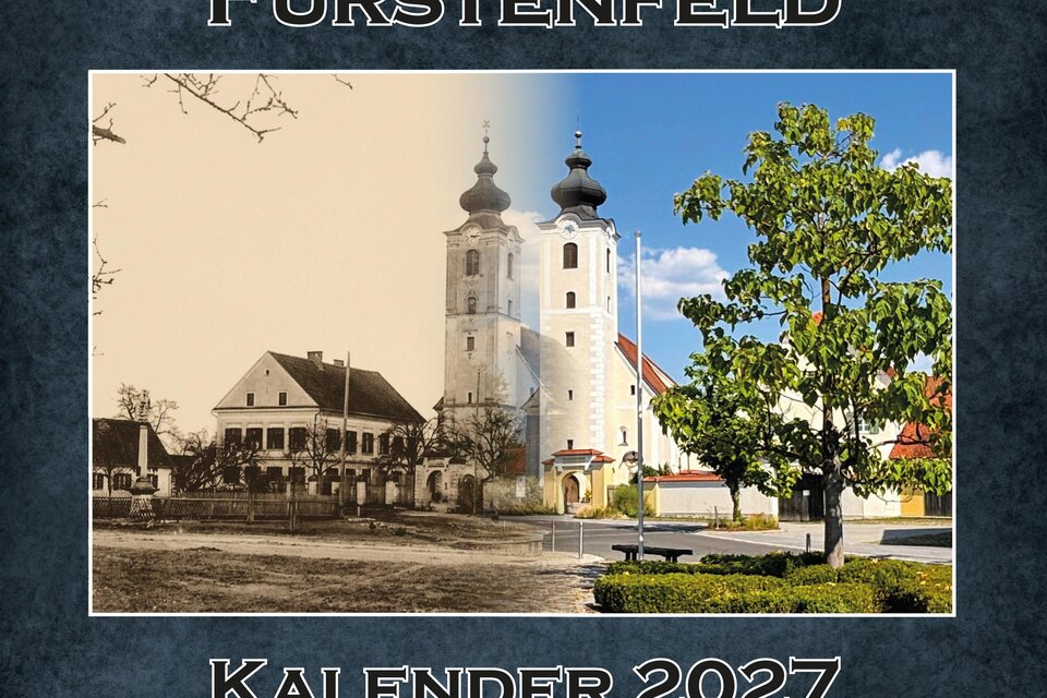 Eine historische und eine moderne Ansicht von Fürstenfeld sind nebeneinander dargestellt. Das Bild zeigt den Vergleich zwischen der Vergangenheit und der Gegenwart. | © Museumsverein Fürstenfeld