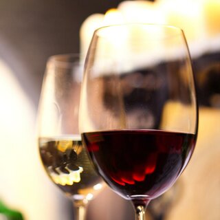 A good glass of wine | © Thermen- & Vulkanland