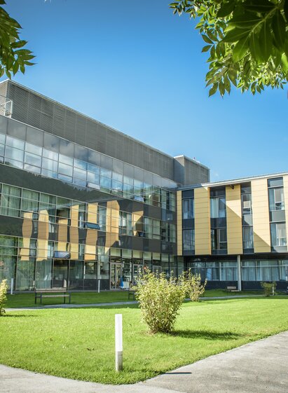 Außenansicht Krankenhaus | Christoph HUBER | © Christoph HUBER
