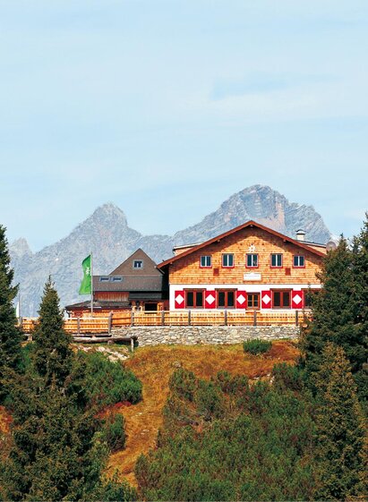 Panormablick auf die Hochwurzenhütte | © Hochwurzenhütte