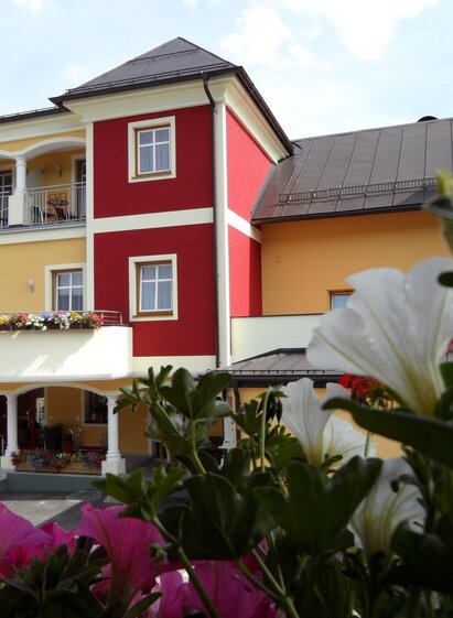 Hausfoto Sommer | © Hotel-Gasthof Stenitzer